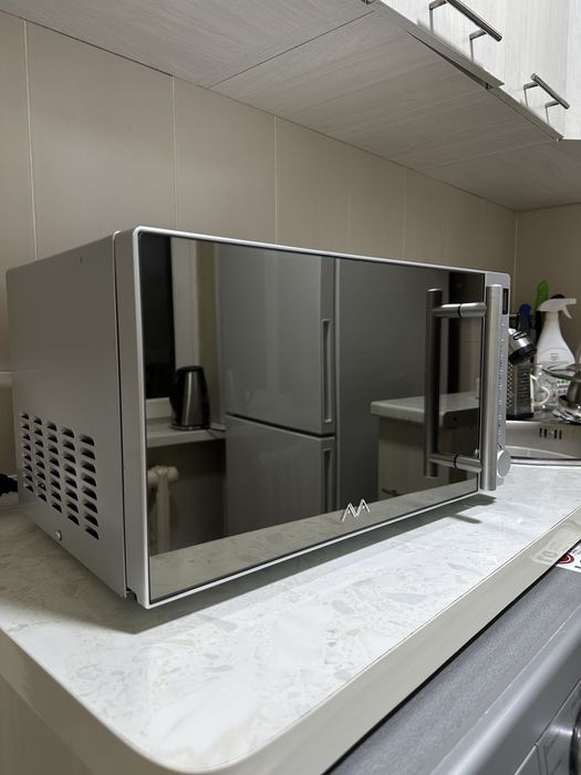 Продам микроволновую печь от ava