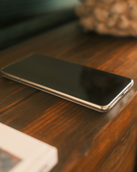 Samsung galaxy s21 white/бял 256gb