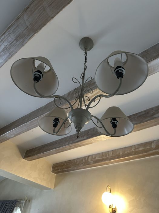 Lustra suspendată vintage 4 becuri