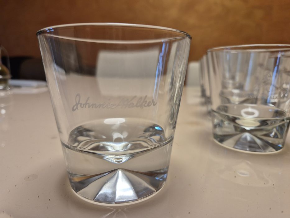 Нови чаши за уиски