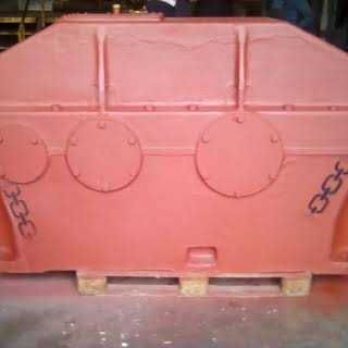 Редукторы разных типов: ЦУ, Ц2У, Ц2Н,