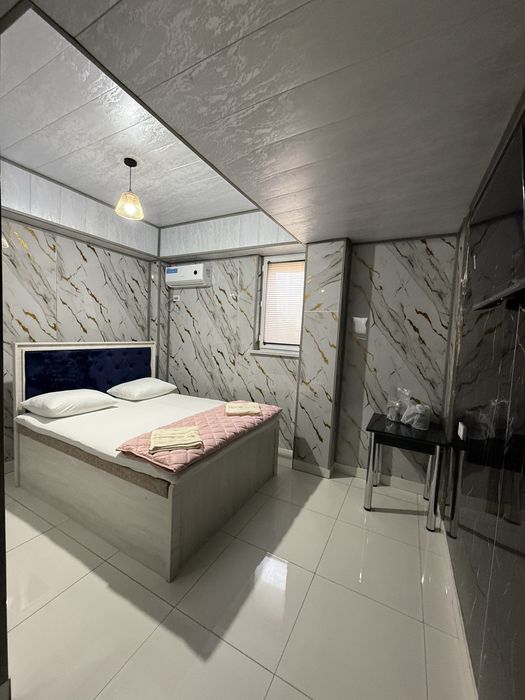 Mehmonxona Sergilida Bez zaks