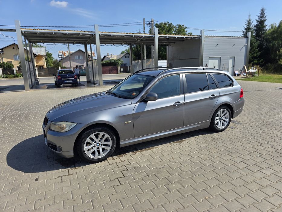 BMW Seria 3 2010 — imagine 2