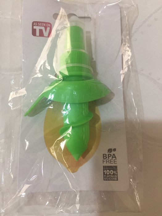 Белачка за ананас, уред за чистене на риба и помпичка за лимон