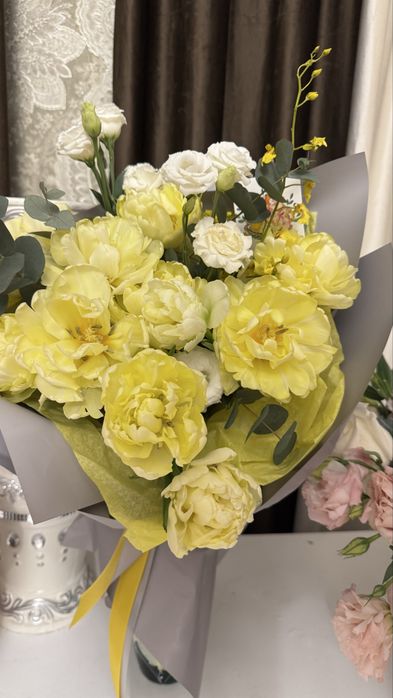 Продам букеты по 20 тысяч свежие