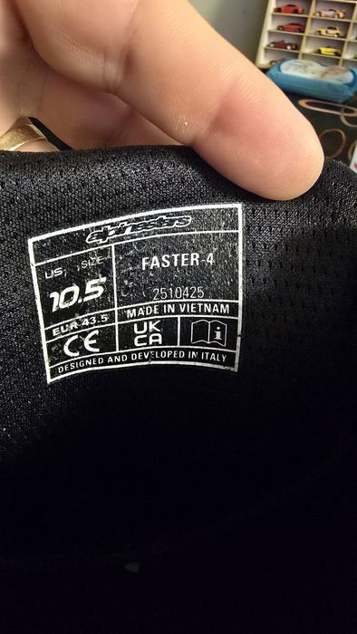 De vânzare ALPINESTARS Faster 4 black and white mărime 43.5