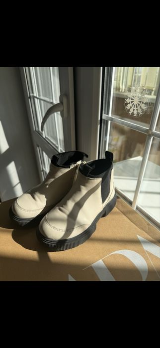 Сапожки zara 27 размер