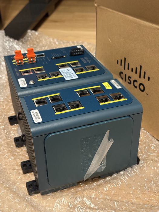 Cisco IE 3000 Switch Industrial + Expansion Module (Nou)