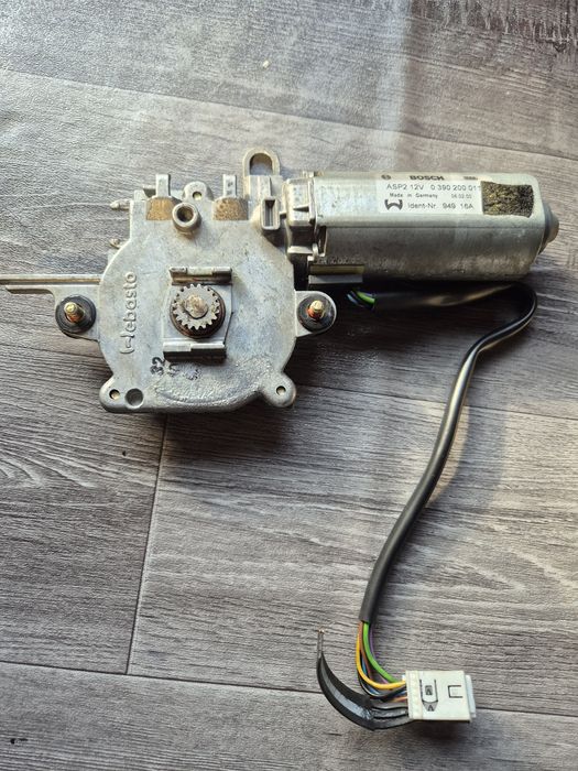 Моторче ел люк мерцедес W211  W203