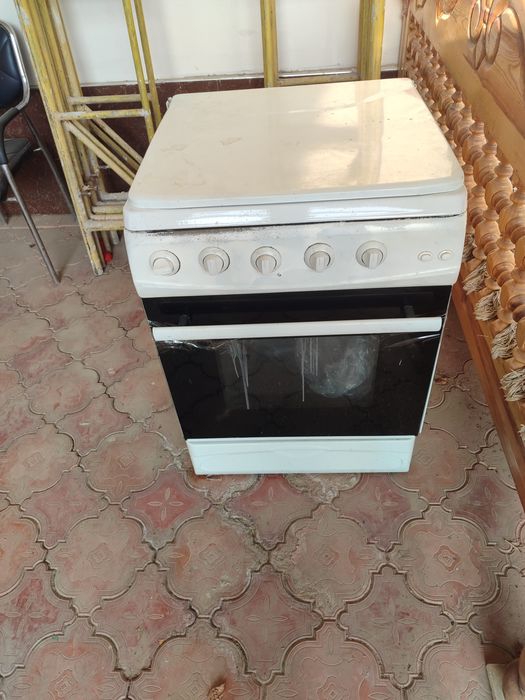 Турецкая печка, работает на газе и на электричестве. Б-У