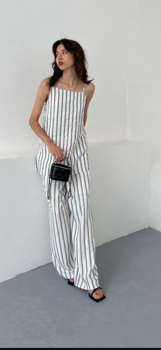 Одежда все по 3.500 тг.