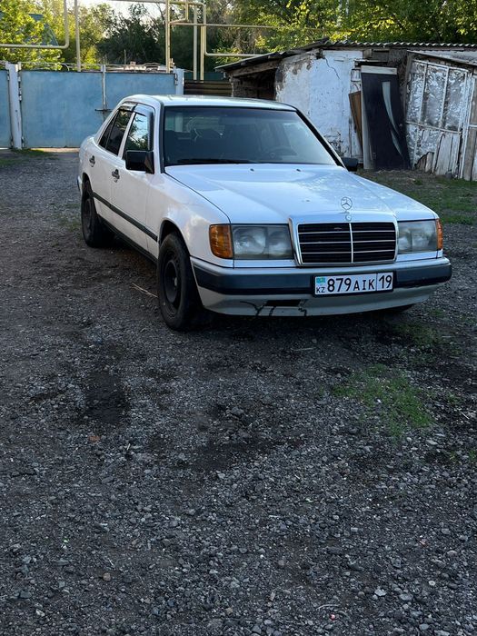 Мерседес 124 м103