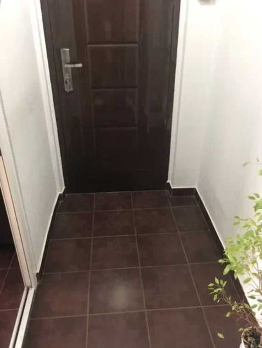 Дава се под наем Тристаен апартамент в Пловдив, Център - 82 кв.м за 341.7 € - Снимка #1