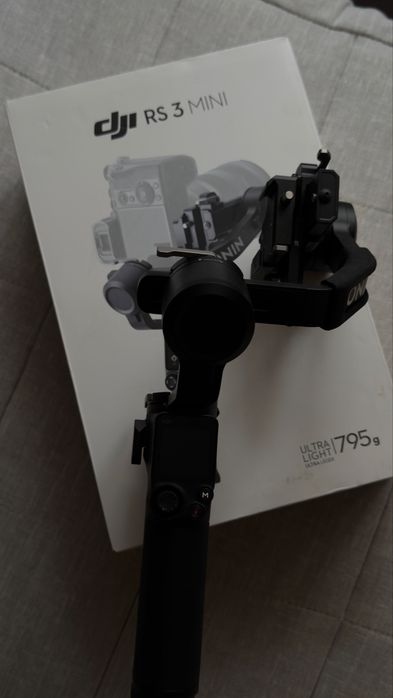 Стэдикам Dji rs 3 mini