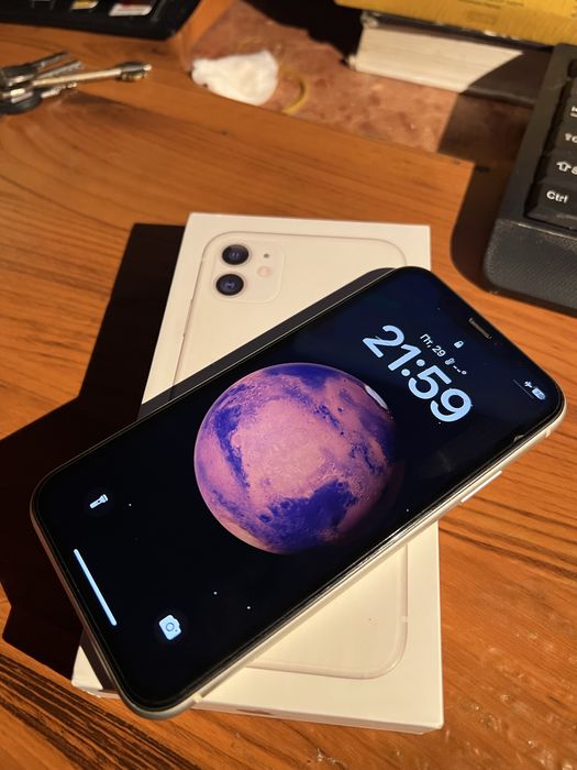 Iphone 11 128gb 82% акб
