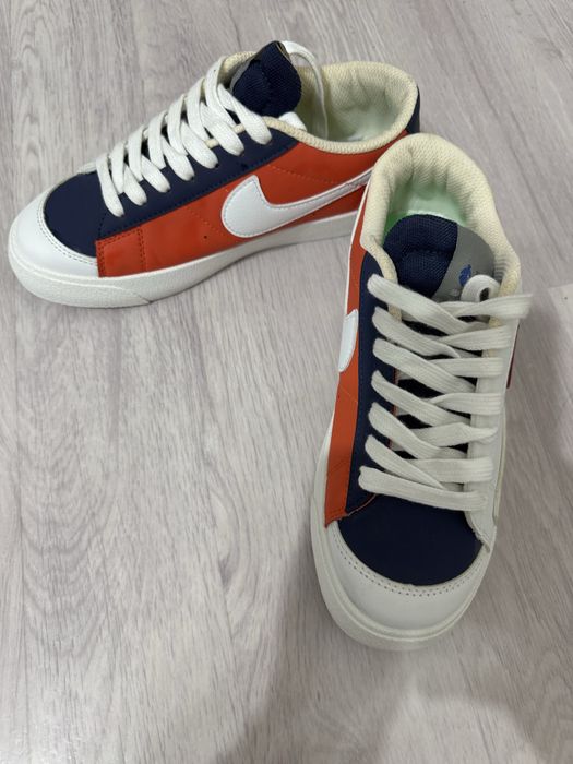 продам кроссы белые б/у