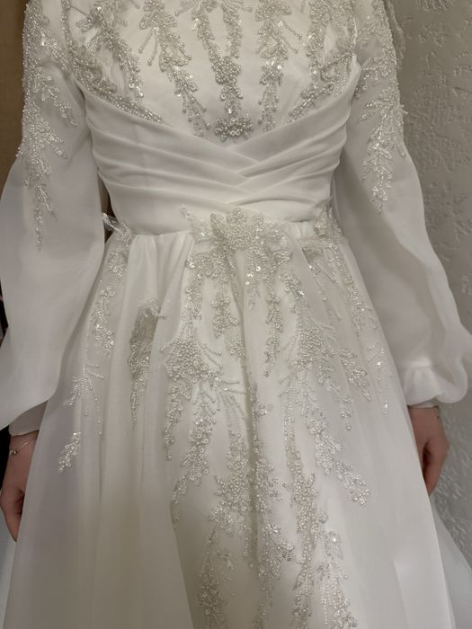 Свадебное платье (закрытое)