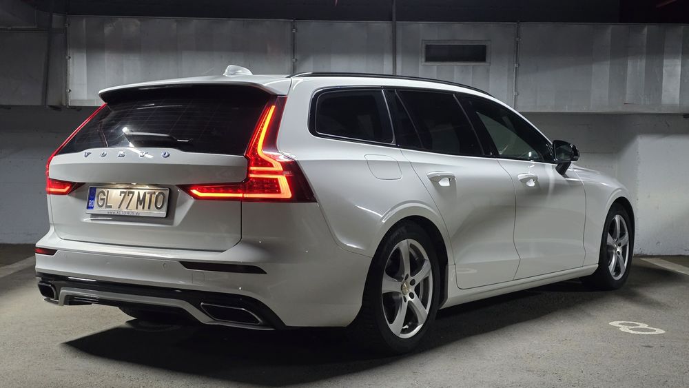 VOLVO V60 2020 — imagine 8