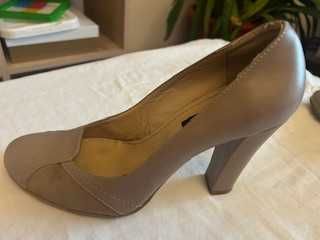 Pantofi eleganti crem marimea 38