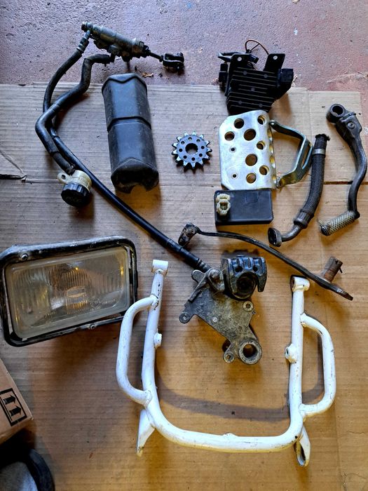 Piese moto Suzuki DR 350