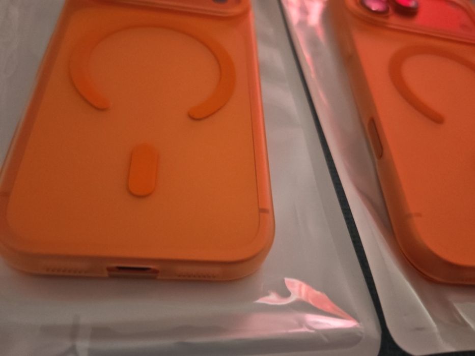 IPhone 17 Pro,iPhone 17 Pro Max  Magsafe Go Orange кейс