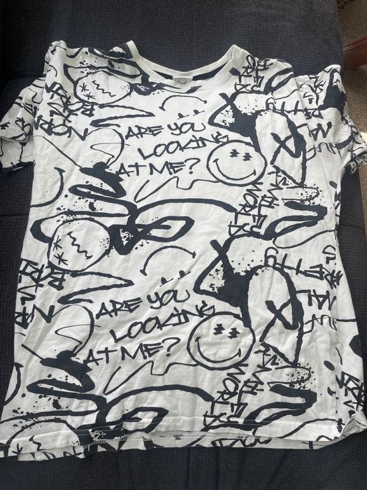 Продавам тениски и потници по 2 евро за брой втора употреба.Мъжки.