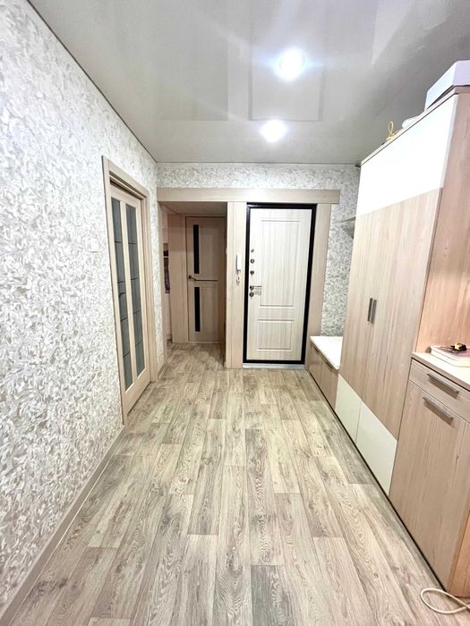 Продаётся 3 комн квартира