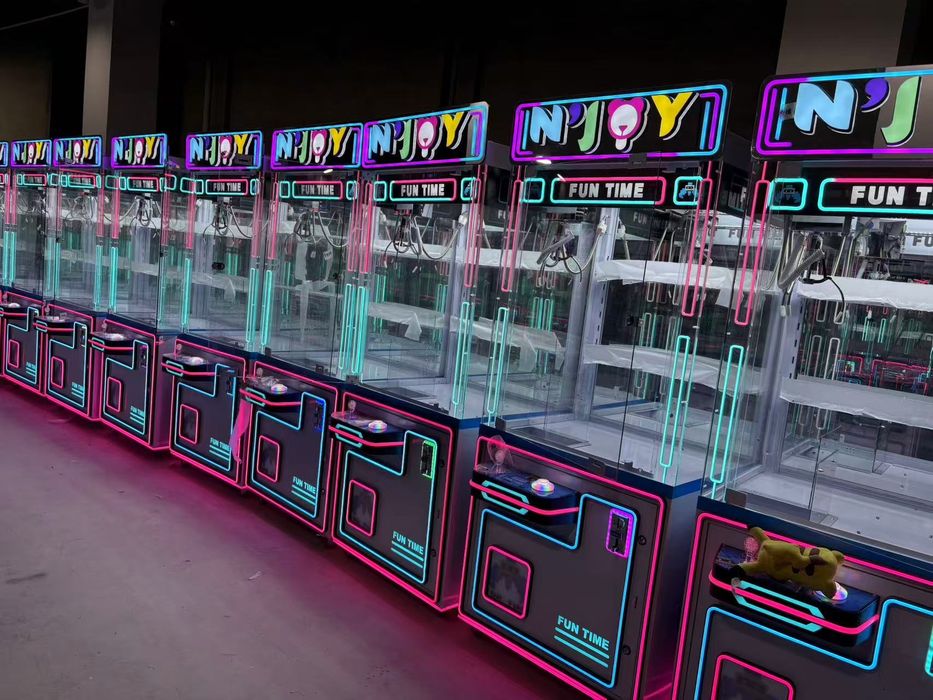 Машина с играчки