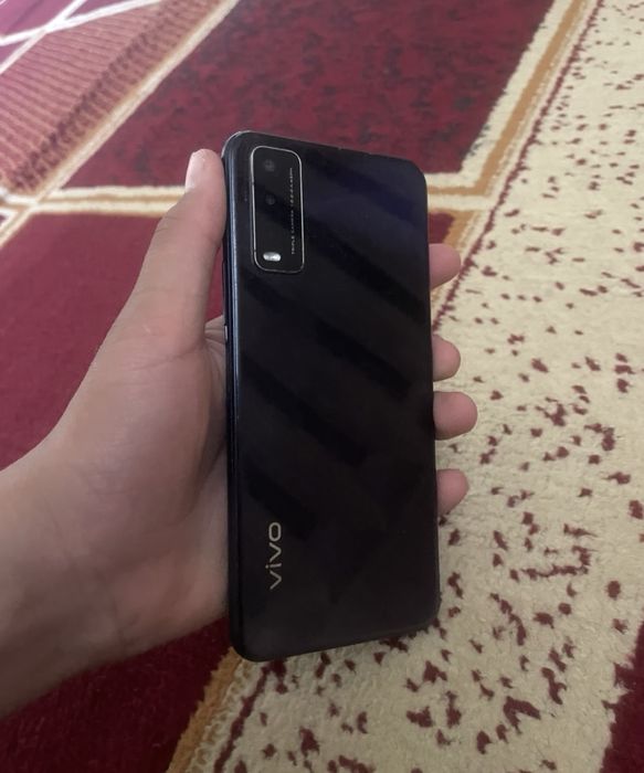 Vivo y20 srocniy sotiladi