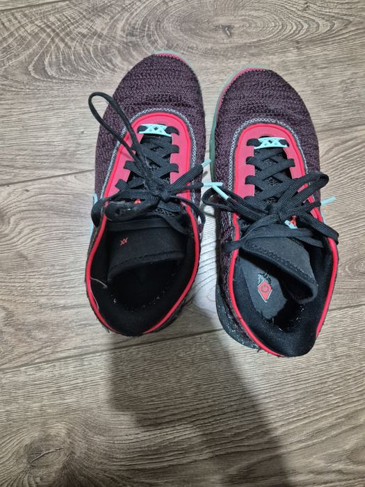 Adidasi sport  stare impecabila