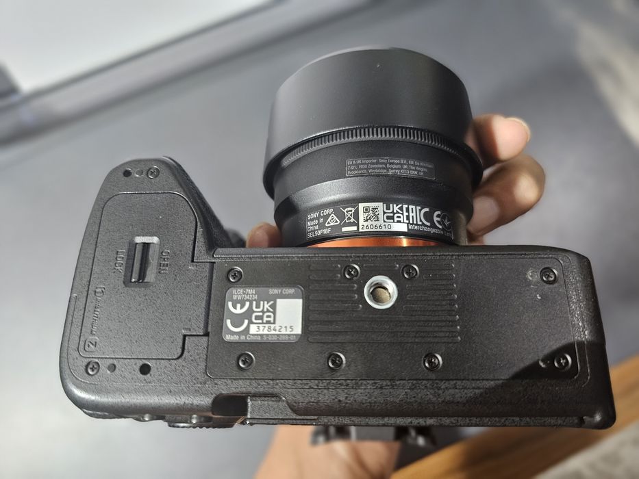 Продаётся Sony a7 IV + обьектив sony 50mm f1,8.