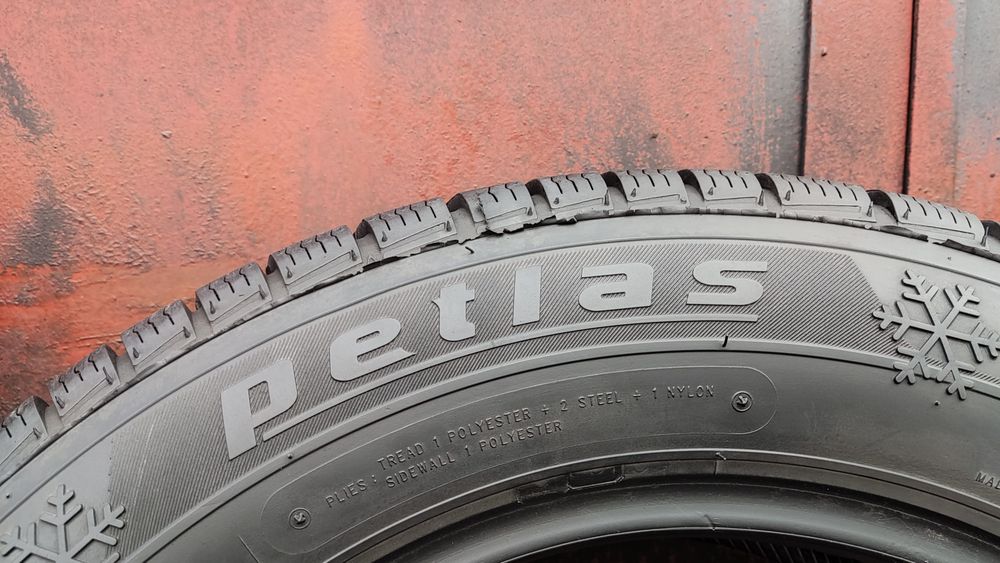 2бр. зимни гуми 195/65/15 Petlas
dot23
7.6mm