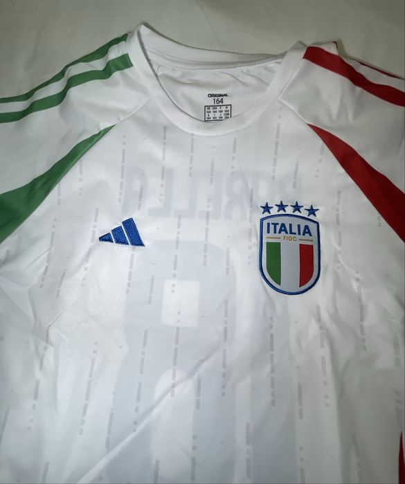 Compleu fotbal  copii italia/barella  ( marimea 164)