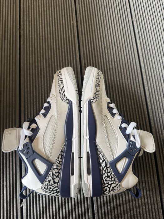 Jordan 4 Retro Midnight Navy