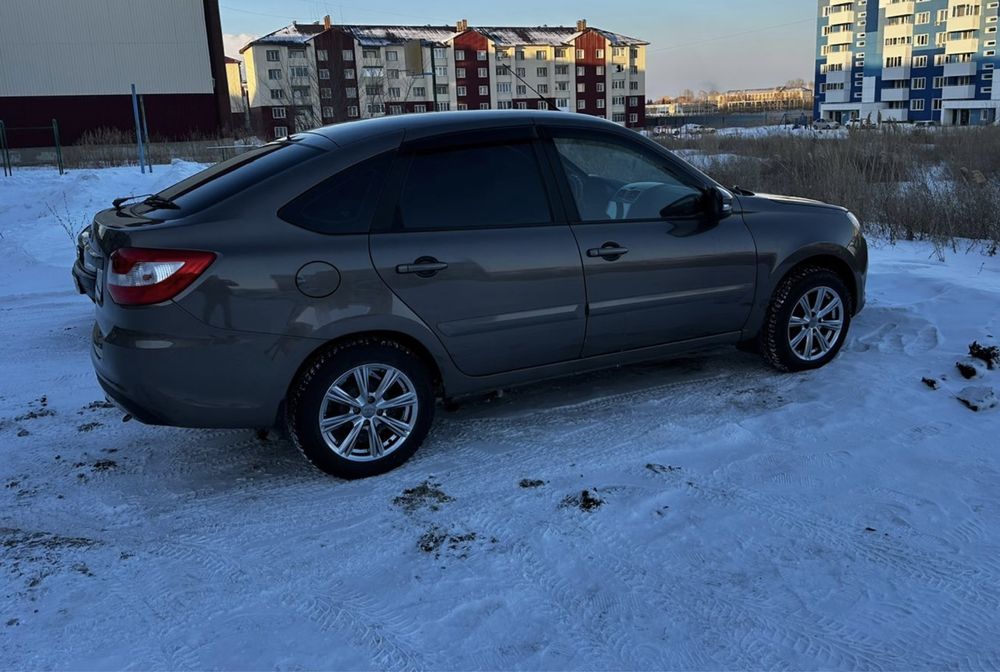 Авто в аренду  автомат