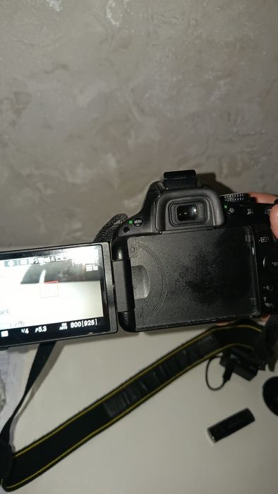 Продам фотоаппарат Nikon D5100 kit