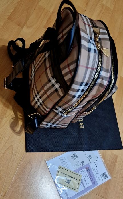 Rucsac Burbbery, super model import Italia, saculet, etichetă