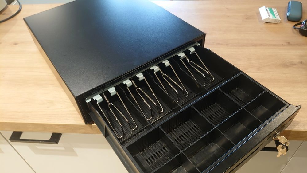 Система All in One за маркиране и настолна везна.