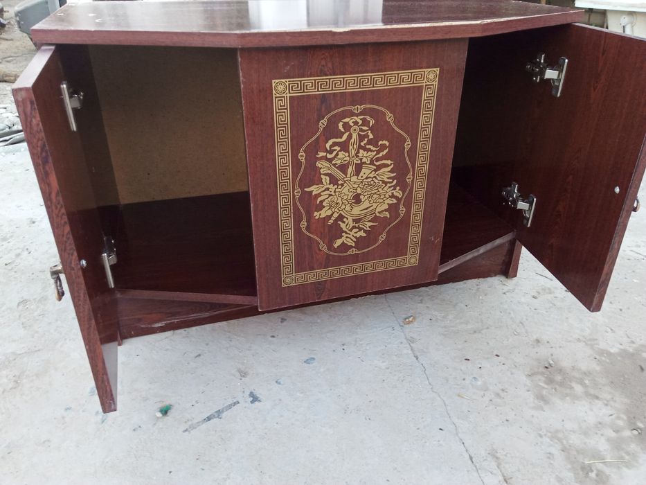 Подставка под телевизор иран