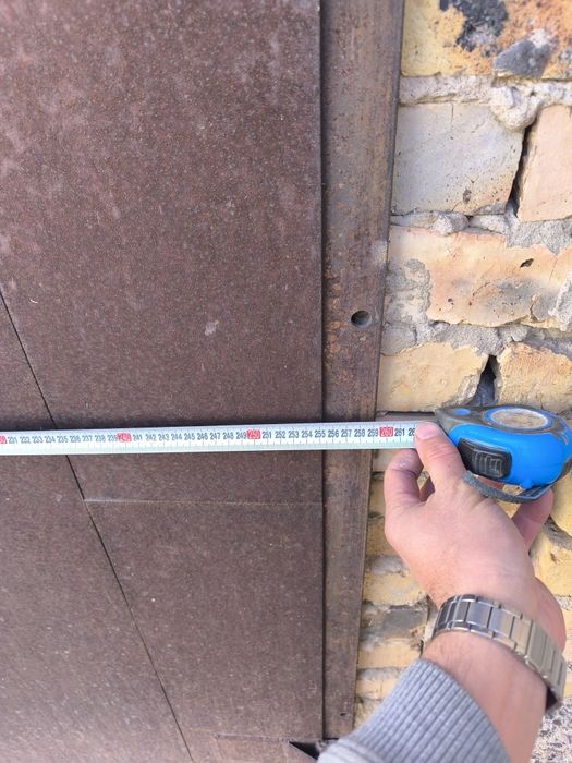 Металлические ворота , Кунгей Караганда