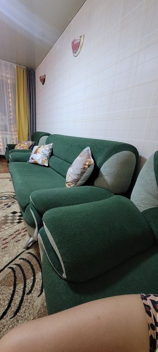 Диван и два кресла . Раскладной диван