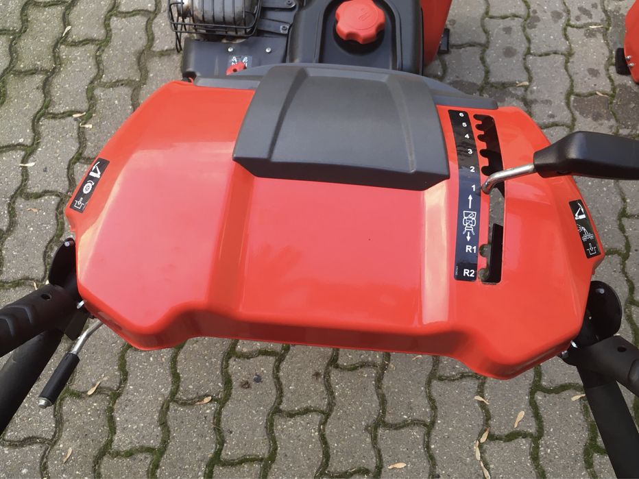 Vand freza de zapada profesionala Snapper SNL 924 R