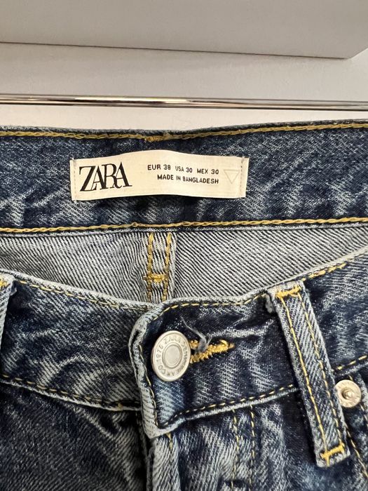 Blugi Zara cropped fit albaștri