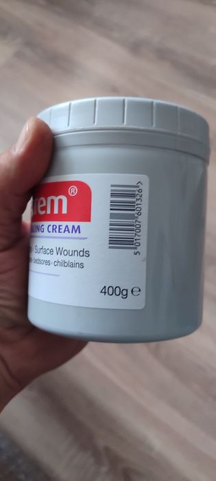 Vand Sudocrem si Scuteci din Regatul Unit.