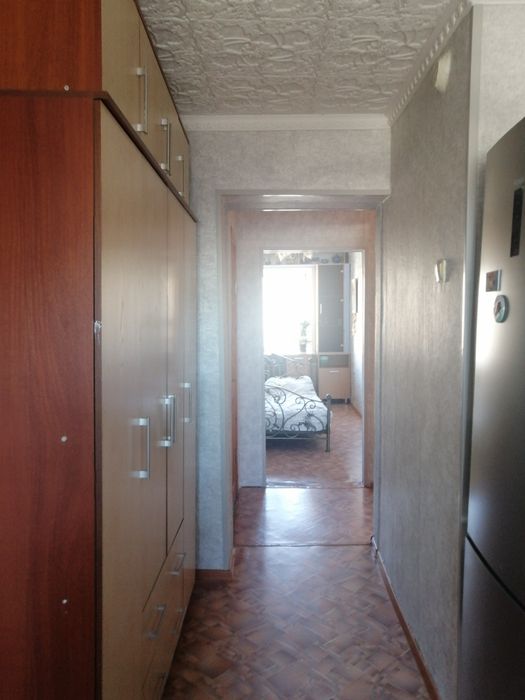 Продам 3 км. квартиру на цем. посёлке.