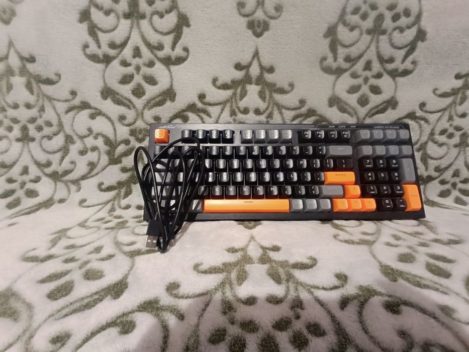 Tastatura gaming Rgb led