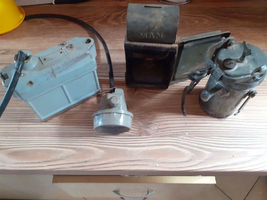 Lămpi miner comuniste