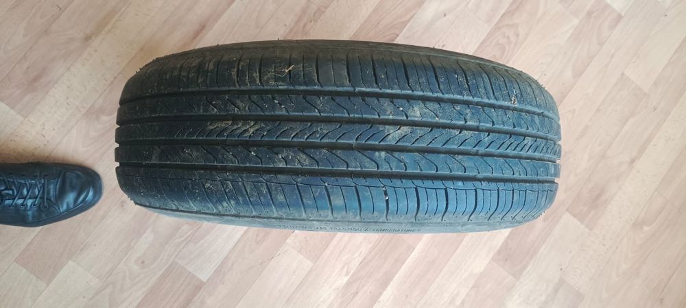 Шины                                                      175/70-13