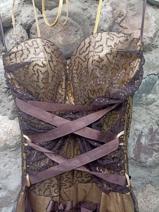 Платье коктейльное