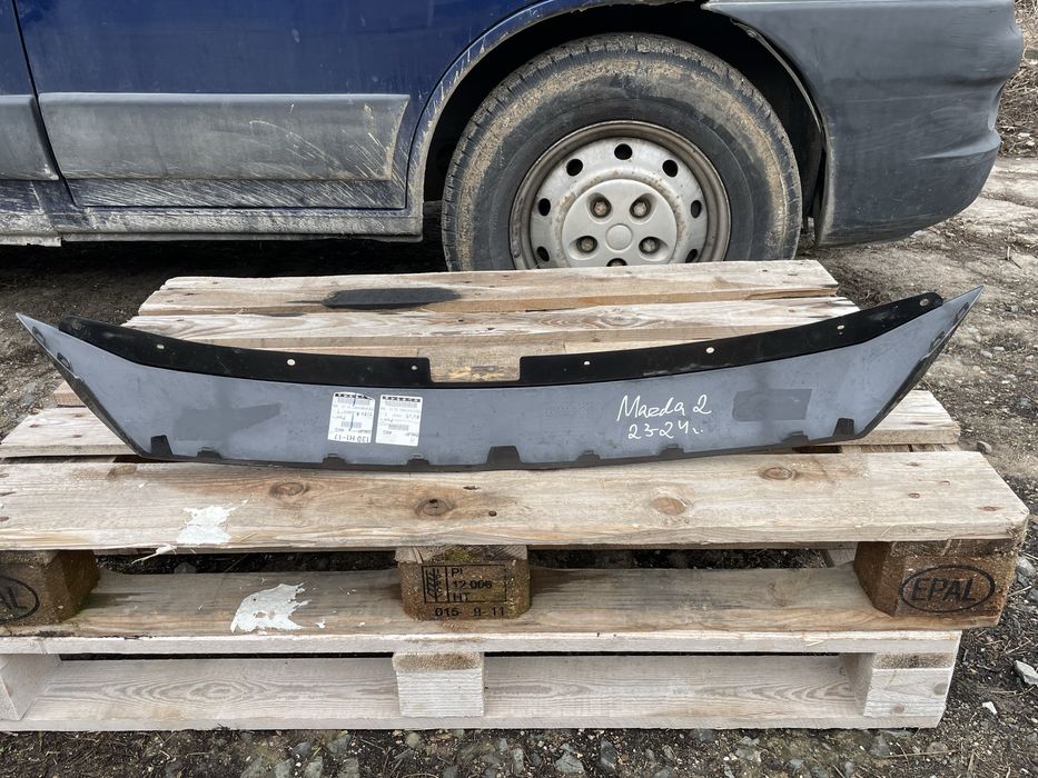 Спойлер над предна броня за Mazda 2 Мазда 2  2022-2024г